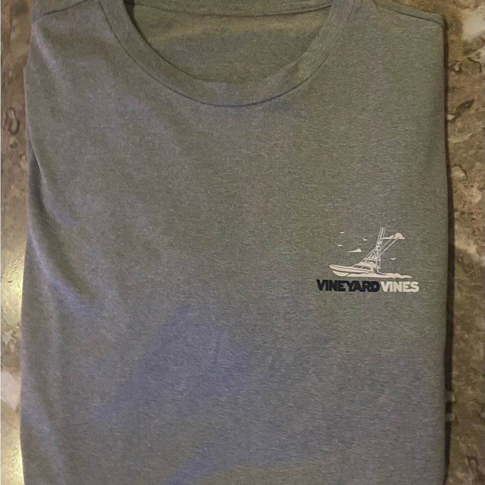 🐳 Men’s Size M Vineyard Vines Performance Long-sleeve Tee 🐳